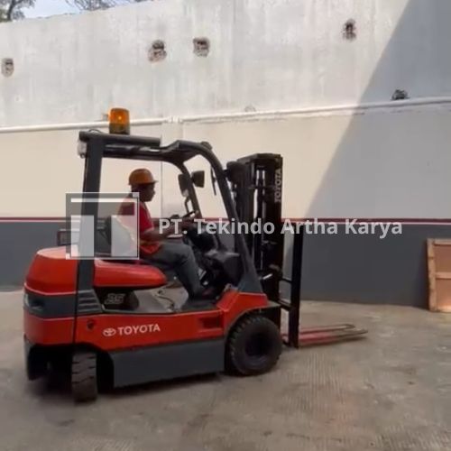 Forklift Counterbalance Toyota 2.5 Ton
